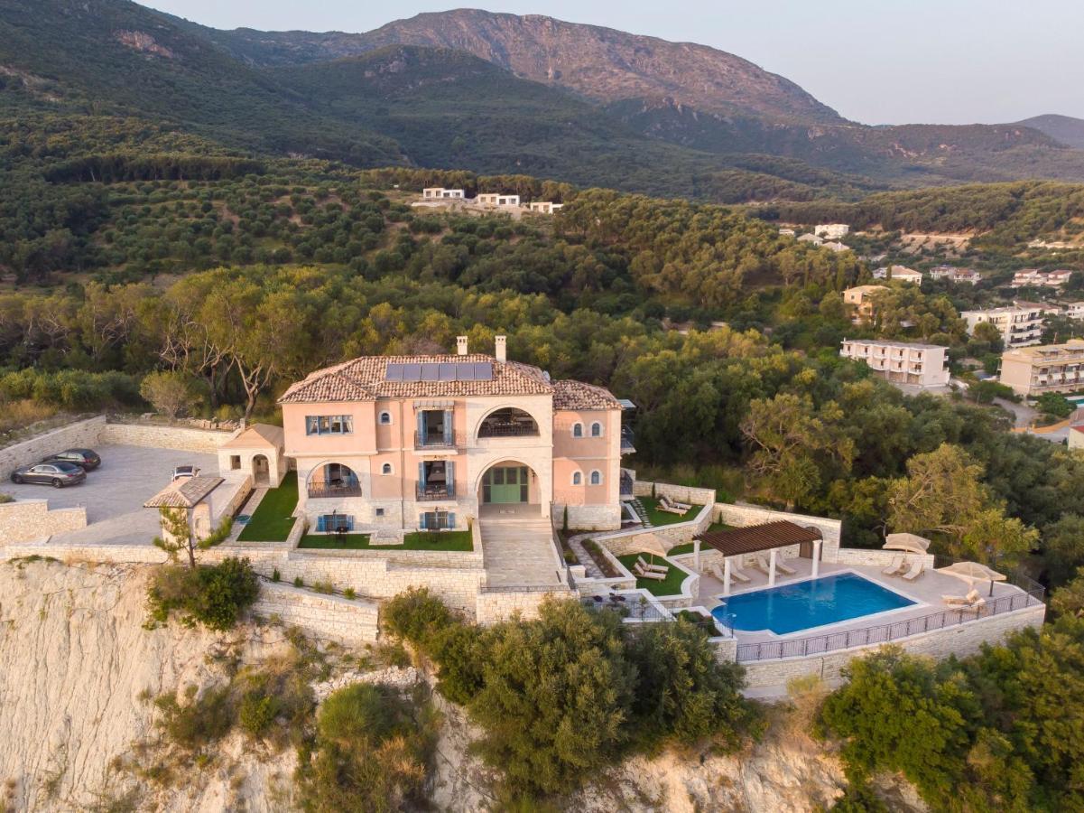 Elysium Living Parga Aparthotel Екстериор снимка