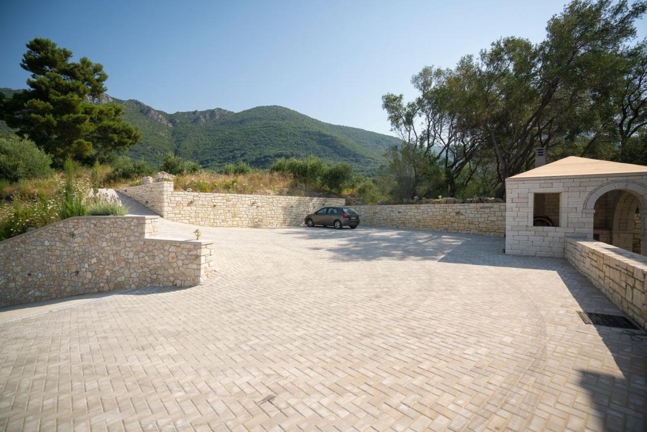 Elysium Living Parga Aparthotel Екстериор снимка